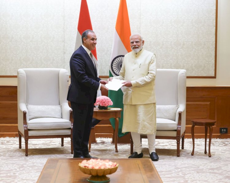 وزير الخارجية يسلم رسالة خطية من الرئيس السيسي لرئيس وزراء الهند