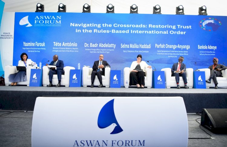 وزير الخارجية يشارك في الجلسة الافتتاحية لمنتدى أسوان للسلام والتنمية المستدامين