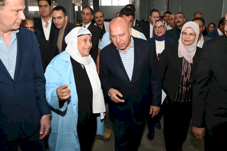 "الوزير وفاروق ومرزوق "يفتتحون مصنعاً لتصدير الحاصلات الزراعية بالدقهلية