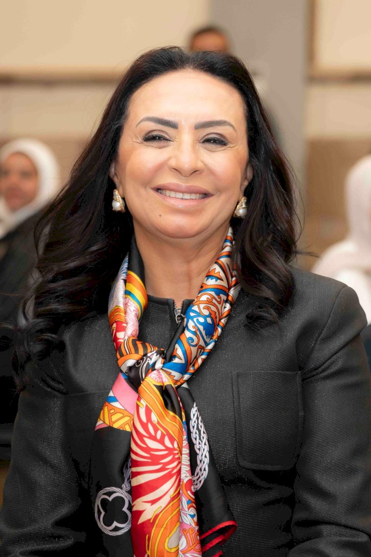 ورشة عمل حول الرعاية الاجتماعية والمشاركة المجتمعية بالجامعة الأمريكية