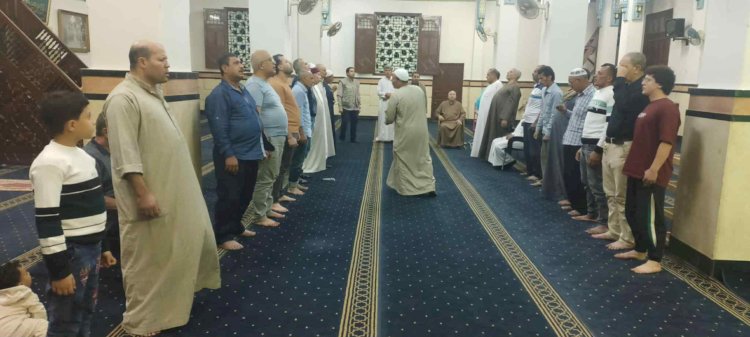 الطريقة الشبراوية تحتفل بذكرى مولد الإمام الحسين في أجواء من المديح والأنوار