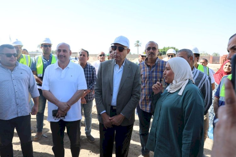 محافظ المنيا يتفقد الأعمال الانشائية لمحطة معالجة صرف صحى قفادة بمركز مغاغة