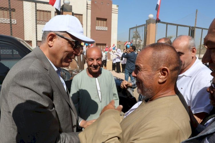 محافظ المنيا يفتتح مركز شباب بني خلف بمغاغة ضمن مشروعات حياة كريمة