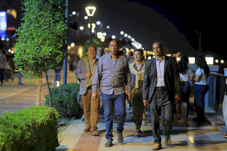 بني سويف تستضيف 38 سائحا ألمانياً في جولة على الممشى السياحي لكورنيش النيل