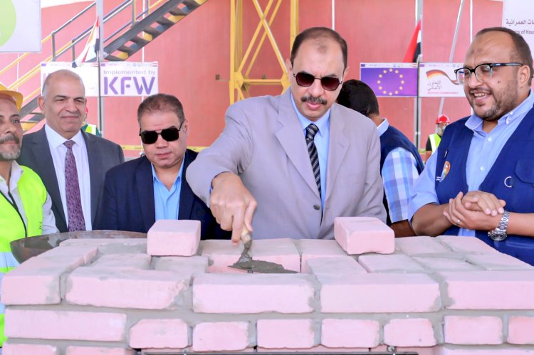 محافظ سوهاج يضع حجر الأساس لمشروع توسعة محطة مياه غرب سوهاج