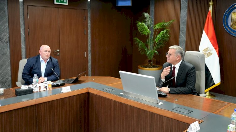 وزير البترول يلتقي وفداً من شركات التعدين الأسترالية لبحث فرص الاستثمار