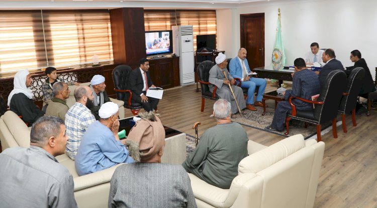 وزير الزراعة يستقبل عدد من الفلاحين ويستمع لمشاكلهم