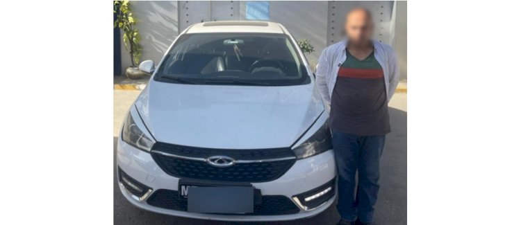 ضبط سائق لقيامه بالإستيلاء على حقيبة أجنبية بالقاهرة
