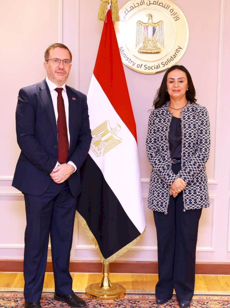 وزيرة التضامن تلتقي سفير المملكة المتحدة