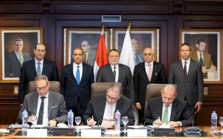 البنك الأهلي المصري يشارك في مبادرة "افتح حسابك في مصر" للمصريين العاملين بالخارج