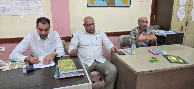 يعنى ايه كلمة وطن "ندوة"  بمدرسة الشهيد وليد أبوسحلى الإعدادية بفرشوط