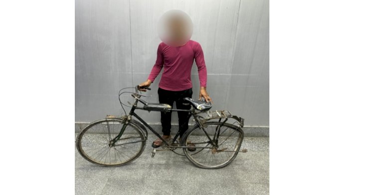 ضبط سائق دراجة لقيامه بسرقة محمول فتاة بالإسماعيلية