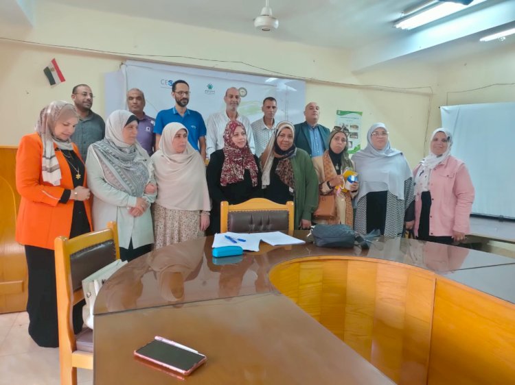 "الزراعة" تنتهي من تدريب 300 مستفيد على تخطيط وإدارة المدارس الحقلية بالمحافظات