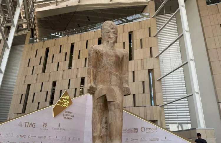 المهووسون بالآثار المصري في ملف الفاينانشيال تايمز بمناسبة افتتاح المتحف المصري