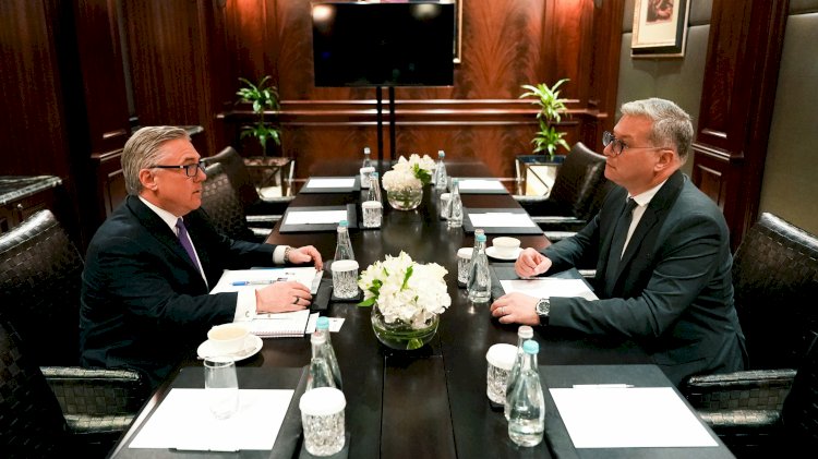 "بدوي" يدعو شيفرون للتوسع في استثمارات البحث والاستكشاف بالبحر الأحمر