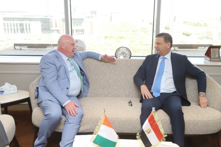 وزيرا الزراعة المصري والأيرلندي يبحثان فرص الشراكة في الأمن الغذائي