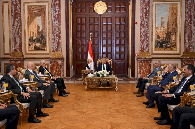 النائب العام يجري زيارة لرئيس مجلس الشيوخ لتهنئته بتولي منصبه الجديد