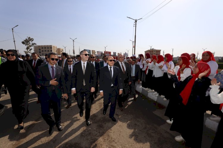 استقبال حافل من أهالي البرلس لمحافظ كفرالشيخ في الذكرى الـ69 لمعركة البرلس