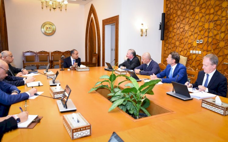 وزير الخارجية يستقبل المبعوث الإيطالي لإعادة إعمار غزة