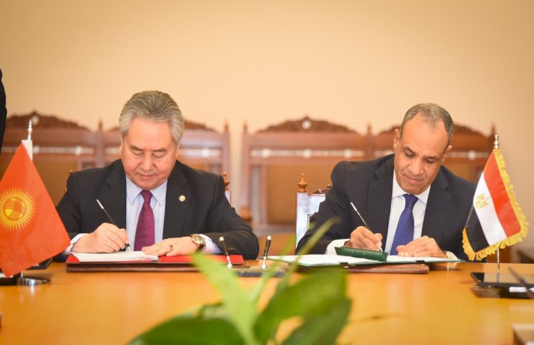 وزير الخارجية يستقبل نظيره القيرغيزي