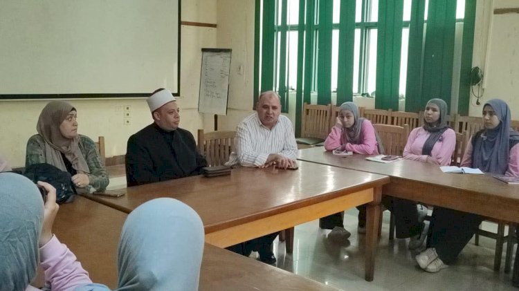 أوقاف القليوبية تشارك في ندوة تثقيفية بعنوان "منع التعدي على الجار"  ببنها