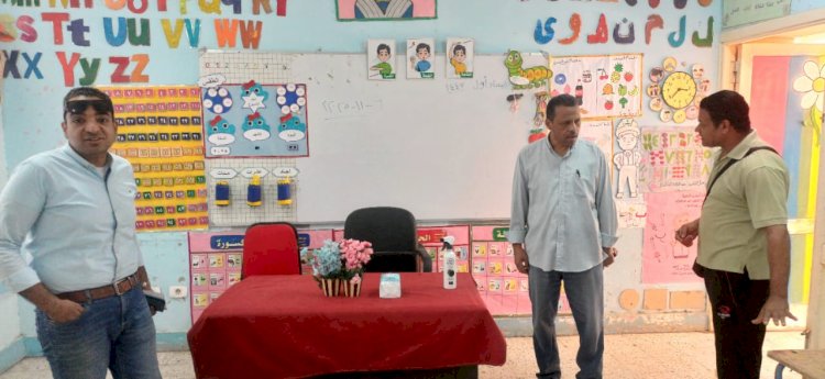 عبدالواحد : يتابع انتظام الدراسة ويؤكد جاهزية مدارس أبوتشت لانتخابات النواب