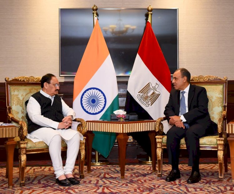 وزير الخارجية يلتقي وزير الصحة ورئيس الحزب الحاكم بالهند