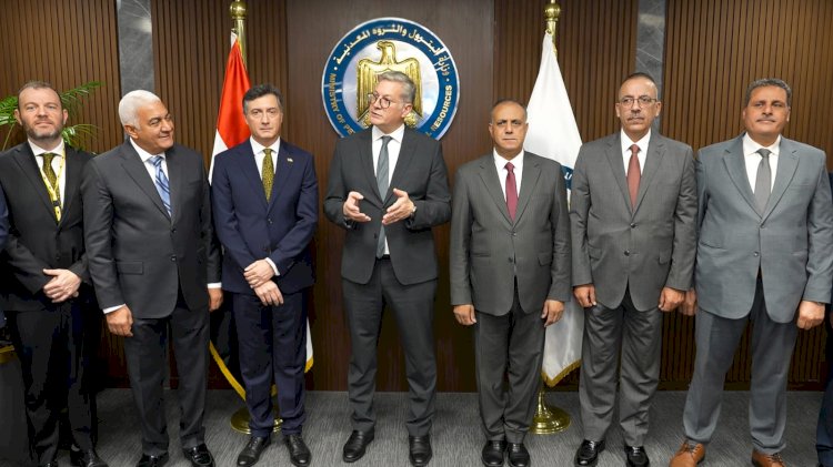 مصر تمد التزام خليج السويس ودلتا النيل مع إيني الإيطالية حتى عام 2040