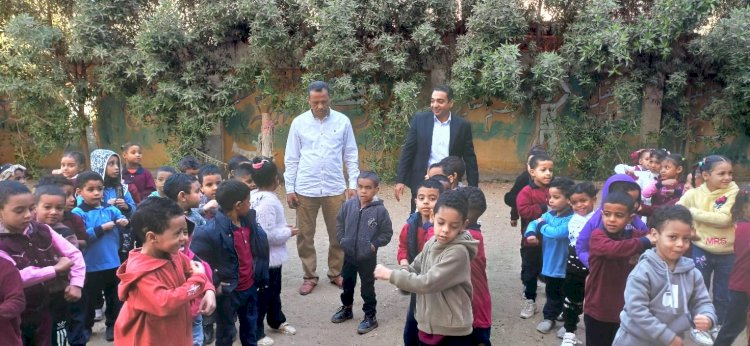 مدير عام تعليم أبوتشت: لا تهاون مع أي تقصير بالمدارس والانضباط أولوية قصوى