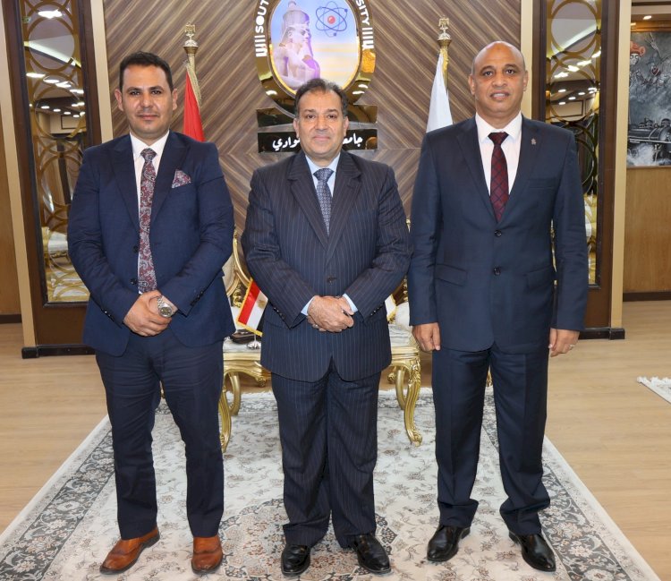 جامعة قنا تنظم ندوة توعوية حول الجرائم الإلكترونية والمخدرات الرقمية