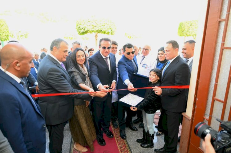 وزير الإنتاج الحربي يفتتح توسعة وحدة الغسيل الكلوي ووحدة العلاج بالأكسجين بحلوان