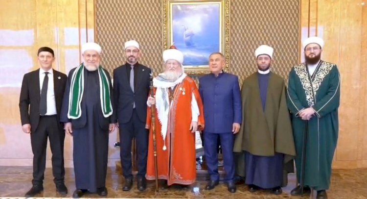 رئيس تتارستان يستقبل وزير الأوقاف بحضور مفتي تتارستان