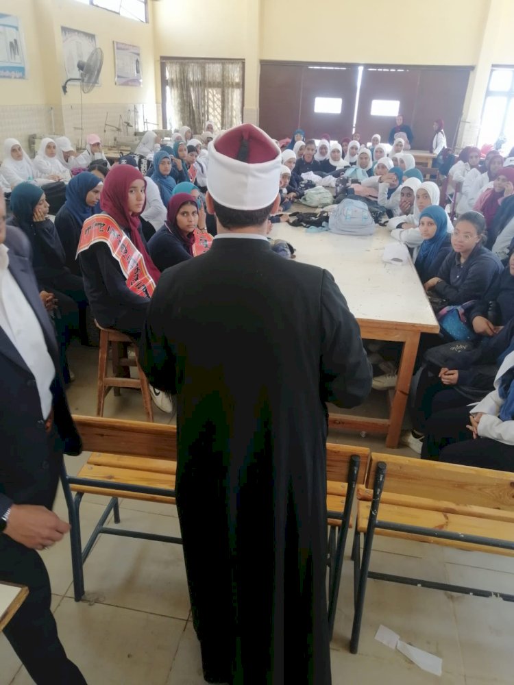 ضمن مبادرة «صحّح مفاهيمك».. أوقاف البحر الأحمر تنظّم ندوة توعوية حول حرمة التعدي على الجار بالمدارس