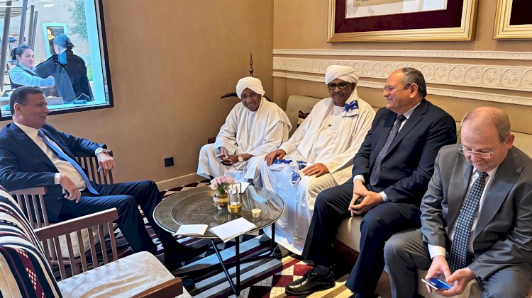 "فاروق" يعقد لقاءات مكثفة مع المدير التنفيذي للمجلس الدولي للتمور