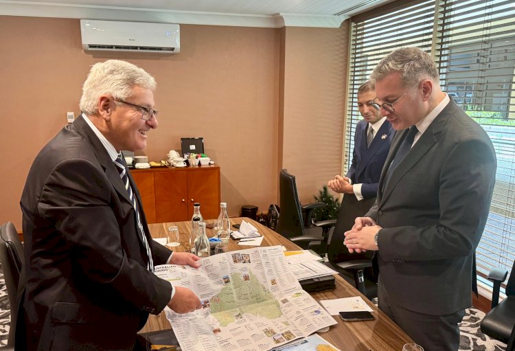 وزير البترول  يبحث مع مجلس المعادن الأسترالي التعاون في استكشاف المعادن النادرة