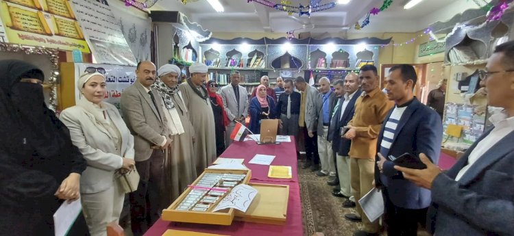 أبوتشت الثانوية بنات تتصدر مسابقة المكتبة النموذجية وتتأهل لمستوى الجمهورية