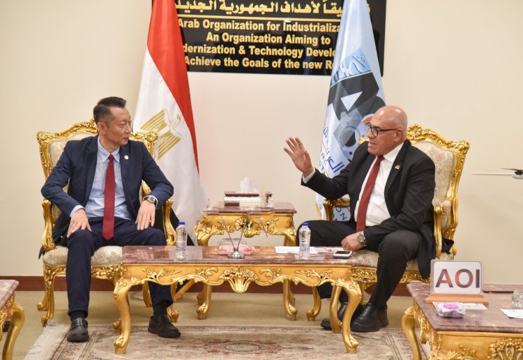 توقيع مذكرة تفاهم بين الهيئة العربية للتصنيع وشركة القلعة رد فلاج الإماراتية الصينية