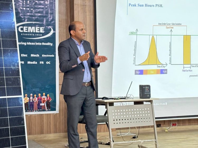 كلية الهندسة بجامعة جنوب الوادي الأهلية تنظم ندوة علمية حول الطاقة الشمسية