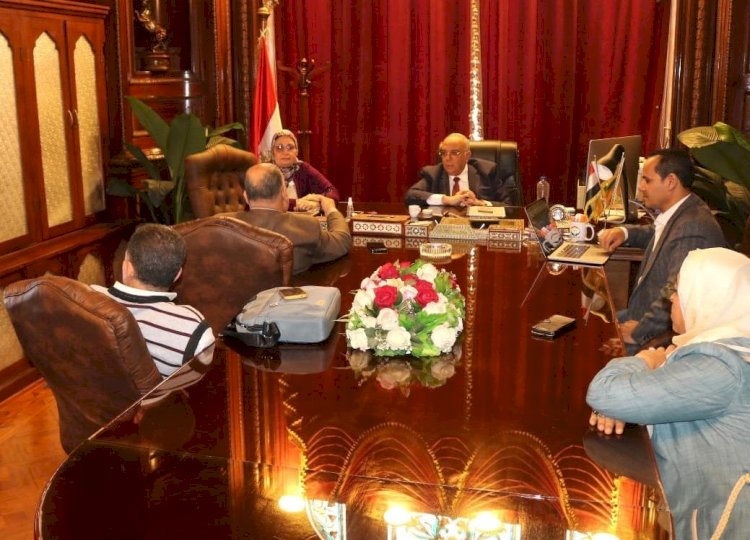 "بحوث الصحراء" يناقش تطوير آليات نظام معلومات الموارد الوراثية النباتية