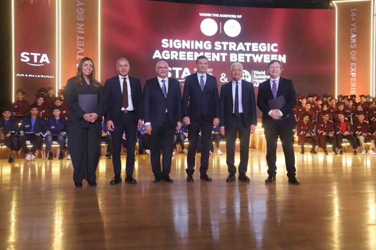 وزير الزراعة يشهد حفل تخرج الدفعة الـ 12 لأكاديمية السويدي للتعليم الفني