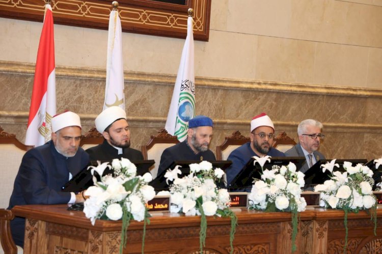 وزير الأوقاف يتفقد اللجنة الثانية من المسابقة العالمية الثانية والثلاثين للقرآن