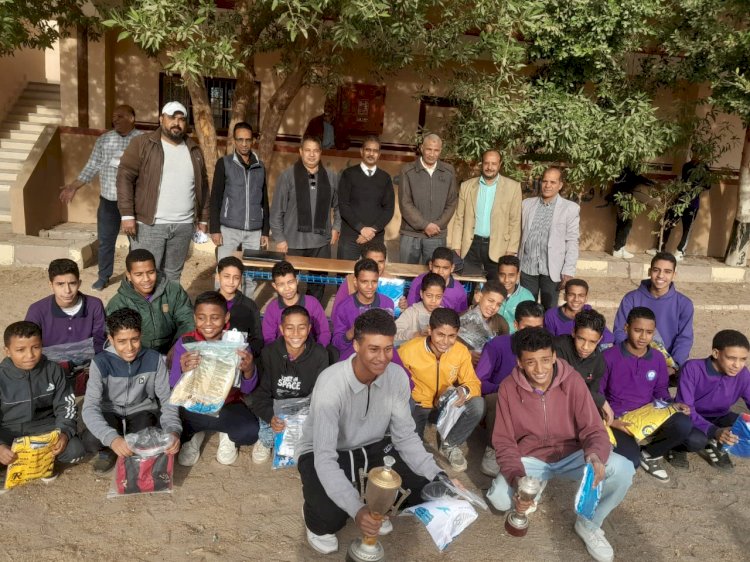 زيارة وكيل إدارة قنا التعليمية لمدرسة الشيخ حسن الإعدادية بالترامسة