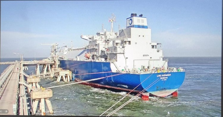 تصدير  شحنة غاز مسال جديدة من مجمع إدكو إلى تركيا