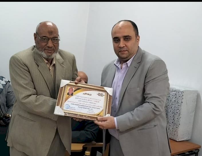 مديرية التنظيم والإدارة بسوهاج تكرم عبدالله النوبى مسئول المعاشات