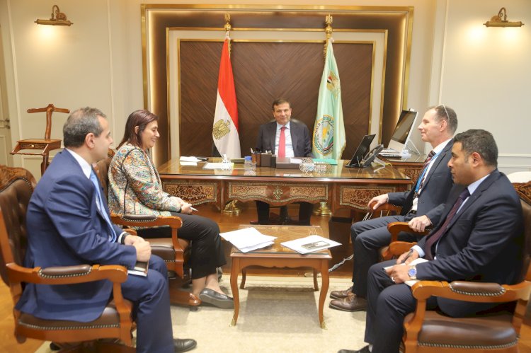 وزير الزراعة يلتقي مدير برنامج الأغذية العالمي لمتابعة مشروعات التعاون المشترك
