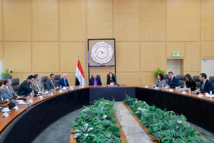 "مايا" تلتقي رئيس الطائفة الإنجيلية  لبحث نتائج مبادرة "ازرع"