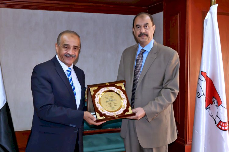 محافظ سوهاج يستقبل محافظ روتاري مصر لبحث سبل التعاون في دعم التنمية المستدامة