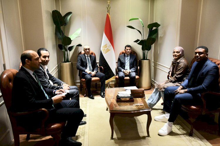 وزير الشباب يعلن عودة نعمة سعيد من الاعتزال 