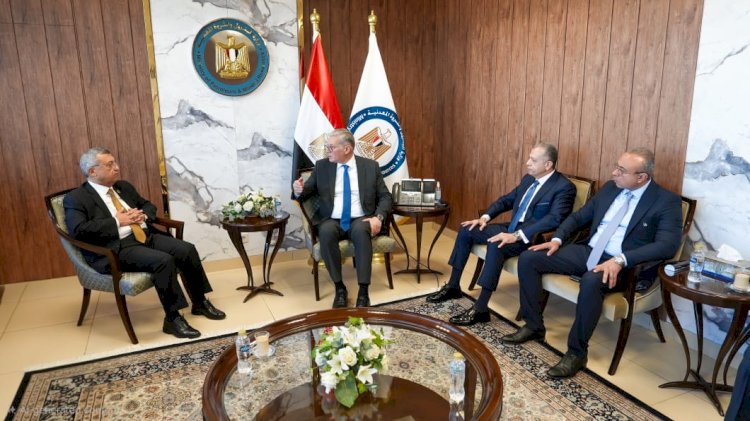 وزير البترول  يستقبل هيئة مكتب لجنة الطاقة والبيئة والقوى العاملة بمجلس الشيوخ