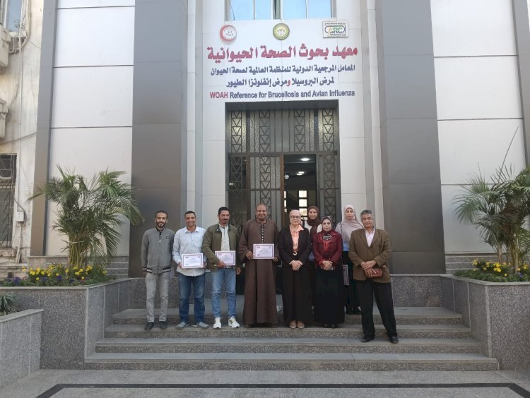 "الصحة الحيوانية" يكرم باحثيه المتميزين ويسلم شهادات التدريب لصغار المربين